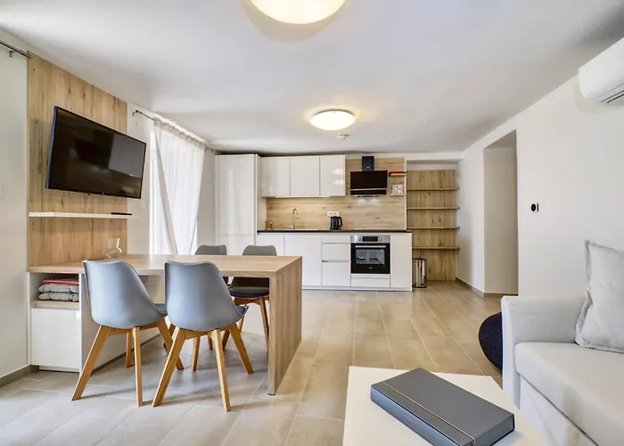Alberta Apartman *