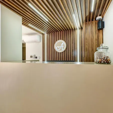 Alberta Apartment *
